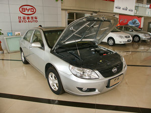 2010款2.0L 手动尊贵型 其它