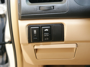 20102.4L Ԅ(dng)F п؅^(q)