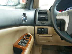 2010款2.4L 自动尊贵型 中控区