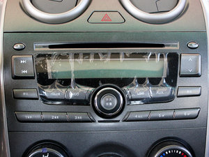 2011款1.8L CVT豪雅型 音响调节