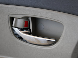 2011款1.8L CVT豪雅型 空间座椅