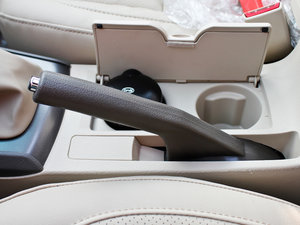 2011h 1.5L քF v܇Ƅ