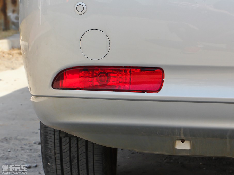 2011ȁM6 (wn) 2.0L ք(dng)A