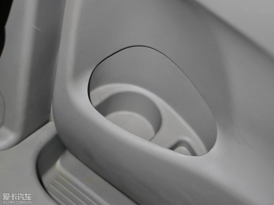 2011��ȁ���M6 �𷀰� 2.0L �քӺ��A��