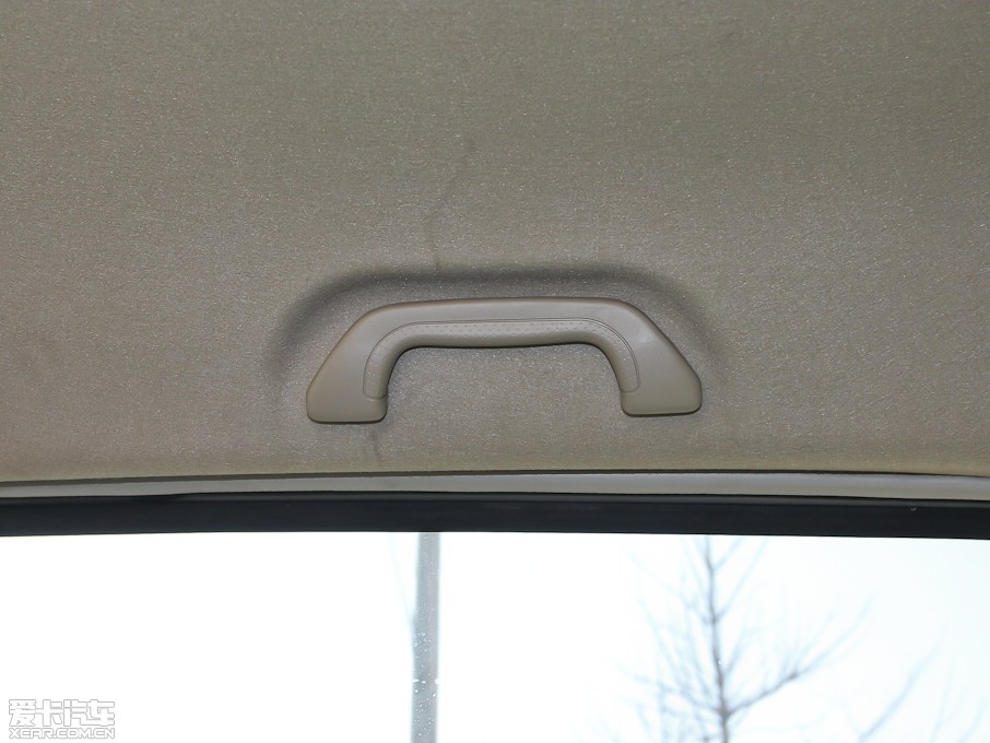 2011��ȁ���M6 �𷀰� 2.0L �քӺ��A��