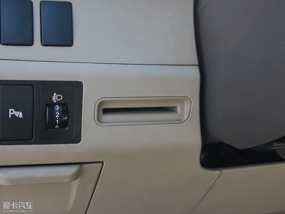 2011ȁM6 𷀰 2.0L քӺA