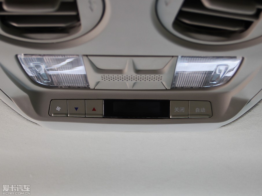 2011��ȁ���M6 �𷀰� 2.0L �քӺ��A��