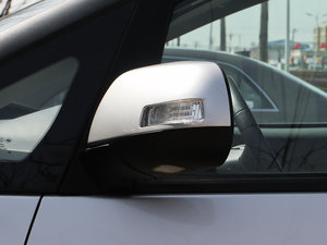 2011𷀰 2.0L քӺA ^