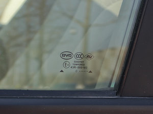 2011𷀰 2.0L քӺA ^