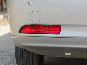 2011𷀰 2.0L քӺA ^