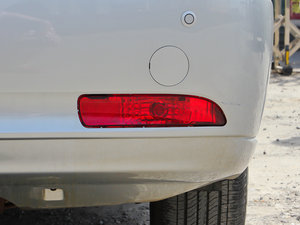 2011𷀰 2.0L քӺA ^