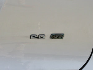 2011𷀰 2.0L քӺA ^