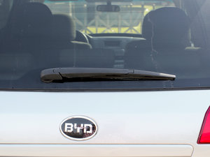 2011𷀰 2.0L քӺA ^