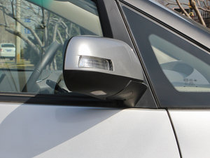 2011𷀰 2.0L քӺA ^