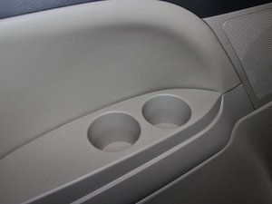 2011𷀰 2.0L քӺA g