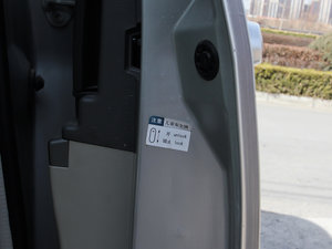 2011𷀰 2.0L քӺA g