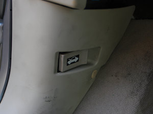 2011𷀰 2.0L քӺA g