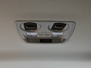 2011𷀰 2.0L քӺA п؅^