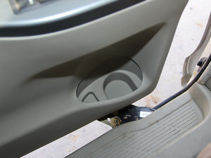 2011𷀰 2.0L քӺA п؅^