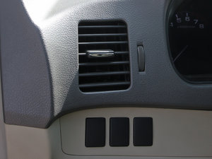 2011𷀰 2.0L քӺA п؅^