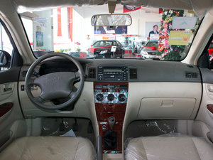 2011款1.5L 标准型 中控区