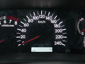 2011款1.5L 标准型 中控区