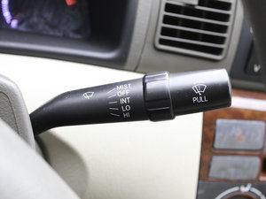 2011款1.5L 标准型 中控区