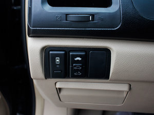 2011S 2.0L CVT п؅^(q)