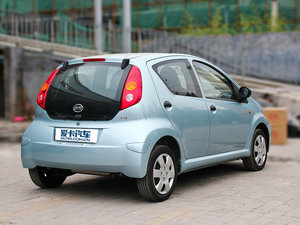 2011款1.0L 尚酷版悦酷型 整体外观