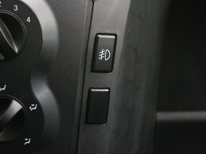 2011款1.0L 尚酷版悦酷型 中控区