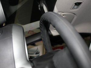 2011款1.0L 尚酷版铉酷型 中控区