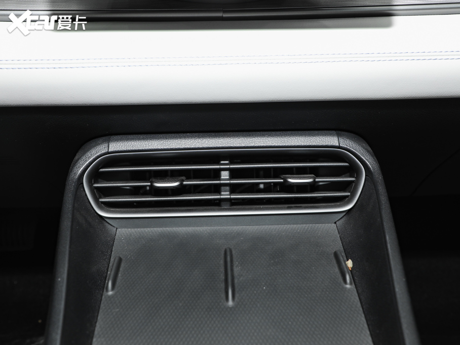 202505 DM-i DM-i { 120KMŞ