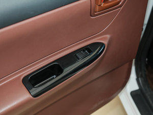 2012款节能版 1.5L 手动标准型 空间座椅