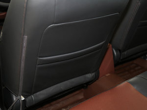 2012款节能版 1.5L 手动标准型 空间座椅