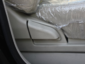 2012款1.5L 手动豪华版 空间座椅