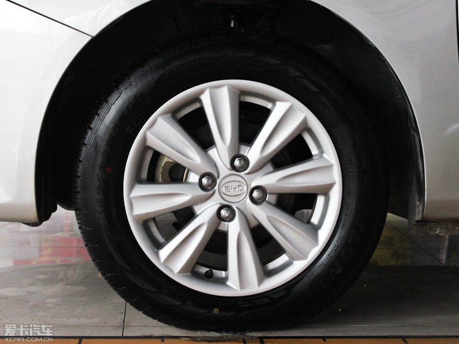 2012��ȁ���L3 1.8L �Ԅ����F��