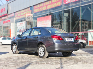 2012款1.5L 手动尊贵版 左后45度