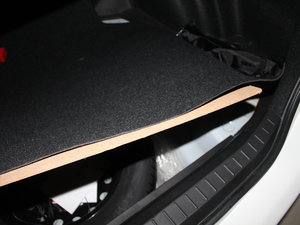 2012款1.5L 手动尊贵版 空间座椅