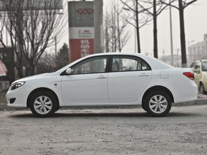 2012款1.5L 手动舒适版 整体外观