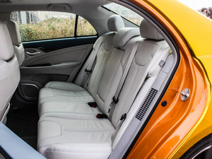 2014款1.5T 尊贵型 后排座椅