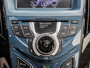2014款1.5T 尊贵型 音响调节