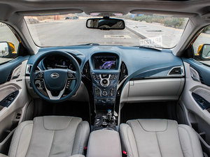 2014款1.5T 尊贵型 内饰全景