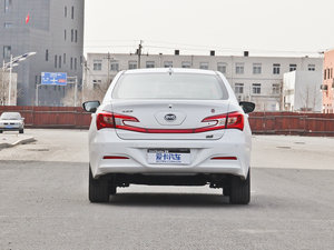 2014款1.5T 旗舰型 正后	