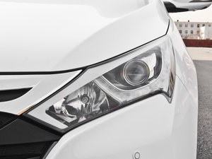 2014款1.5T 旗舰型 大灯