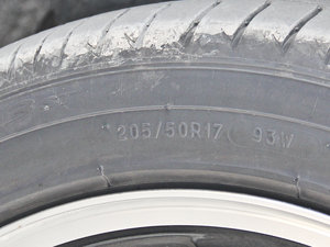 2014款1.5T 旗舰型 轮胎尺寸