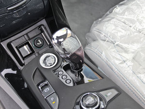 2014款1.5T 旗舰型 换挡杆