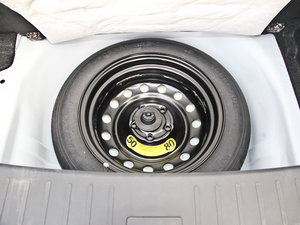 2014款1.5T 旗舰型 备胎