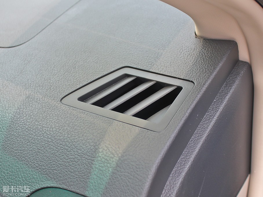 2012�����J 1.5TI �ք����m��