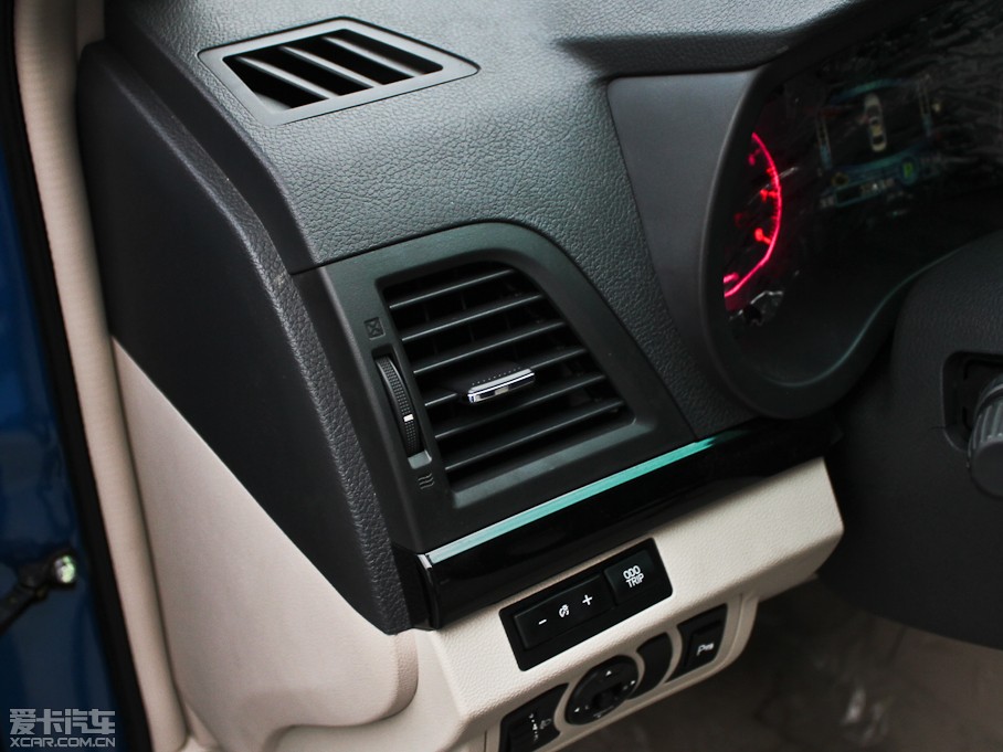 2012J 1.5TID Ԅ(dng)A