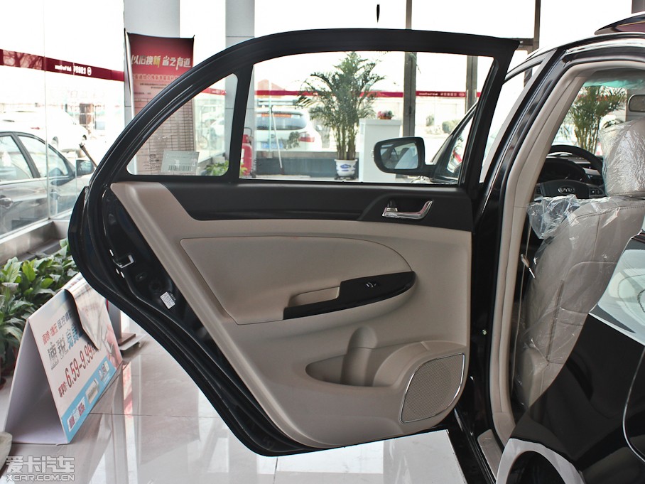 2012�����J 1.5L �քӺ��A��